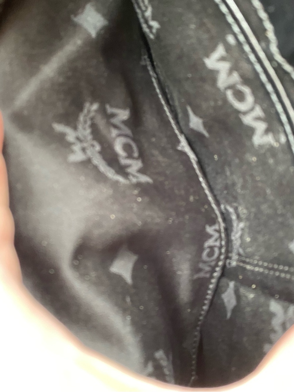 AUTHENTIC MCM BLACK PATENT LEATHER BAG - Picture 7 of 14